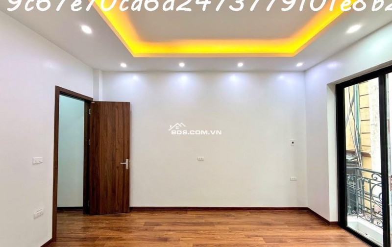 Vị trí đắc địa -  Mặt Ngõ Đường Láng - Đống Đa - 58 m2 x 4T – Kinh Doanh Tốt - mới kính koong - 2 thoáng - ở sướng